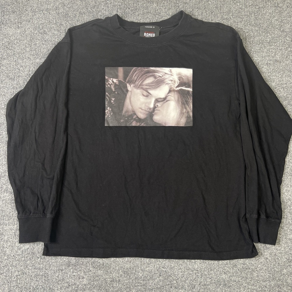Romeo & Juliet - (Leonardo DiCaprio) -2019 Black Shirt - Long Sleeve - Ladies M